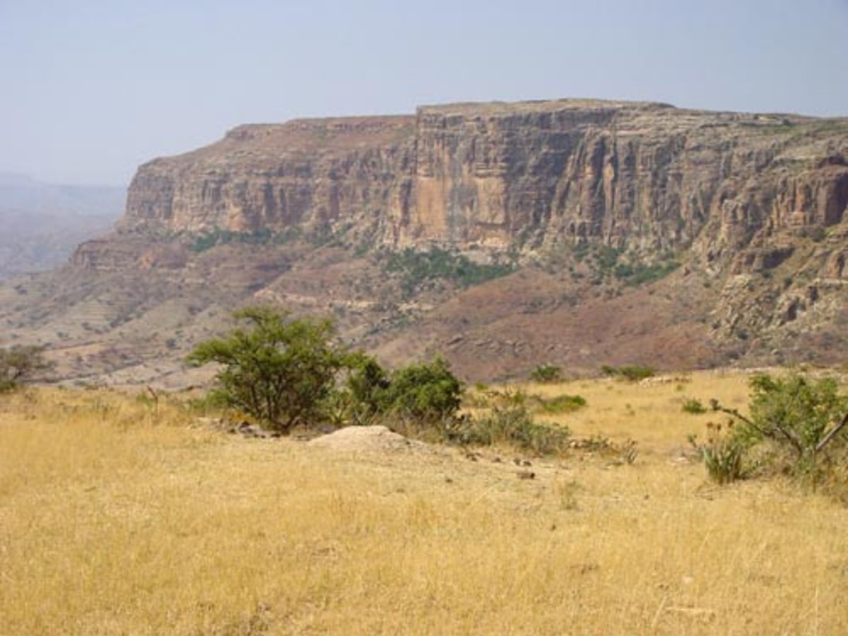 an example of a plateau mountain